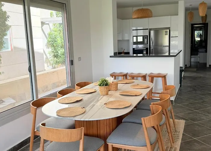 3br Stylish Poolside Retreat Einbay Dağ evi Ain Sukhna